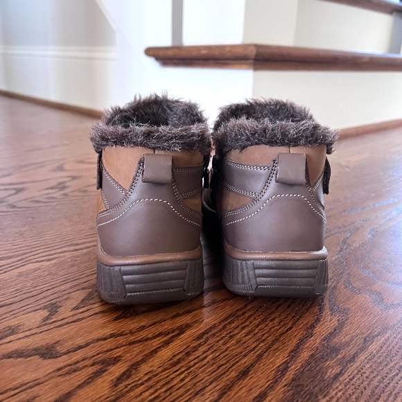 Orthofeet Siena Suede Leather Ankle Boots Brown Size 9.5 B Medium NEW - Picture 10 of 15